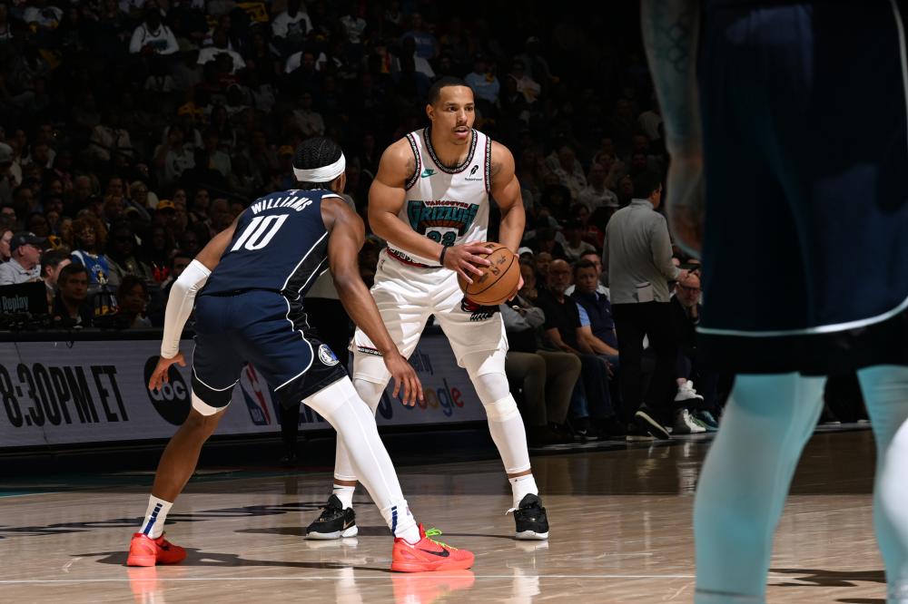 [一图流]Wei绕后锁头JackeyLove，TES拿下炼金龙魂BLG打出一换四17亮32回复.