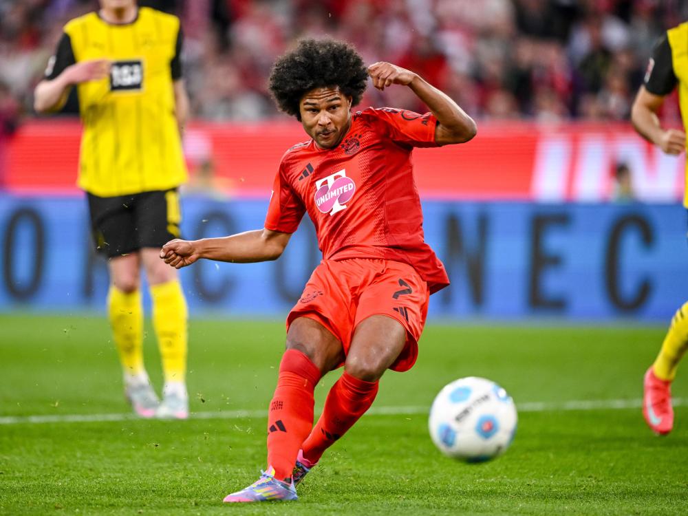 貝林厄姆接替梅西成為阿迪達斯歐洲代言人，他的訓練依然由母親開車接送.